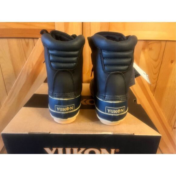 Yukon Adventurer Size 9M Snow Boots Thermolite Insulated Waterproof Steel Shank - Picture 4 of 6
